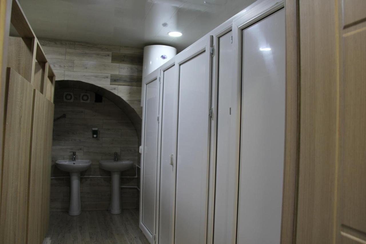 Blossom Hostel Updated ! Обновлено !!! City Center! Perfect Order!!! Snow-White Bed Linen!!! Идеальный Порядок!!! Белоснежное Постельное Белье!!! Центр Города !!! Tbilisi Luaran gambar