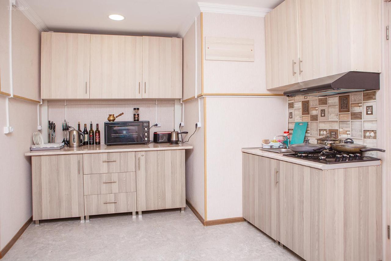 Blossom Hostel Updated ! Обновлено !!! City Center! Perfect Order!!! Snow-White Bed Linen!!! Идеальный Порядок!!! Белоснежное Постельное Белье!!! Центр Города !!! Tbilisi Luaran gambar